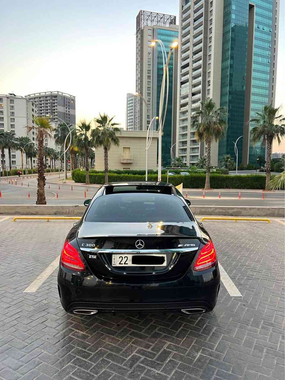 سلام عليكم 
Mercedes Benz C300
فول مواصفات ١/١ 
بانوراما
شاشة كبير 
دبل ماوص 
داخل ليد 
سيستم سماعة Burmester🔉
لايت ليد 
صندوق شفط
بعد هواي مواصفات 
ضرر سيارة فقط جاملغ خلفي صبغ 
بدون دواخل بدون ارباك 
سنوية جديد 
تحويل وكالة ثاني يوم 
مكان اربيل 
سعر ١٩٦ ورقة مجال بسيط
رقم ***********
واتساب موجود أربيل, العراق
