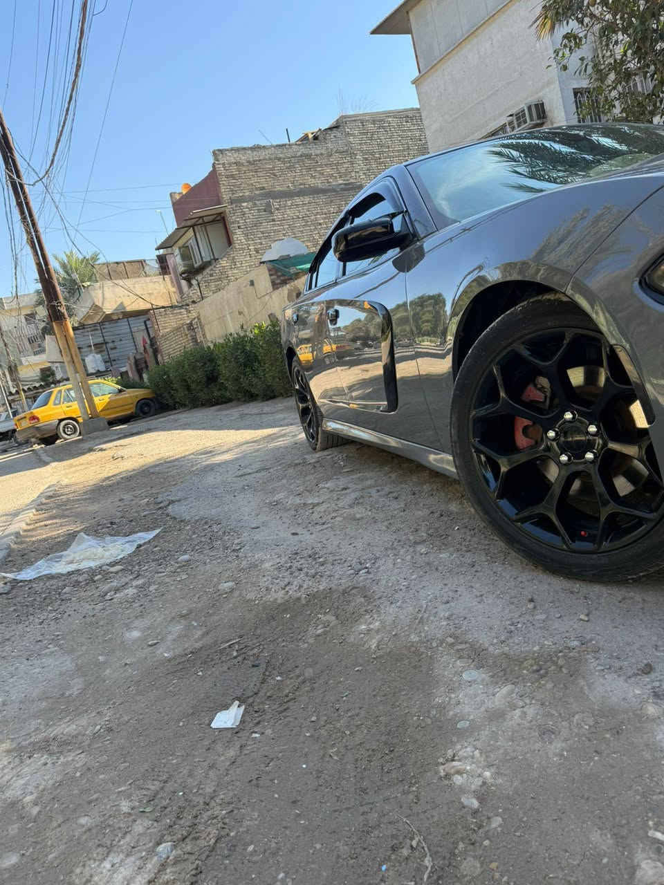 جارجر ار تي موديل 19 8 سلندر  حادثهه خفيف بدون دواخل  مصبوغ عام تغير لون السياره مكانهه بغداد السعر 165 وبي مجال الاستفسار ***********
