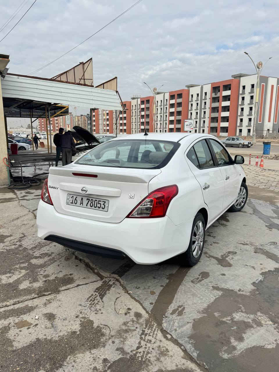 السلام عليكم للبيع نيسان صني موديل 2024 هندي رقم قادسية شهداء باقي سنه ونص واصير حره وكاله من مالك
السعر103وبيه مجال قليل السياره جاهزه من كلشي حادث خلفي جاملغات وجنطه وبيه رش جاملغ أمامي مكان السياره الديوانية ماشيه 34الف ***********
