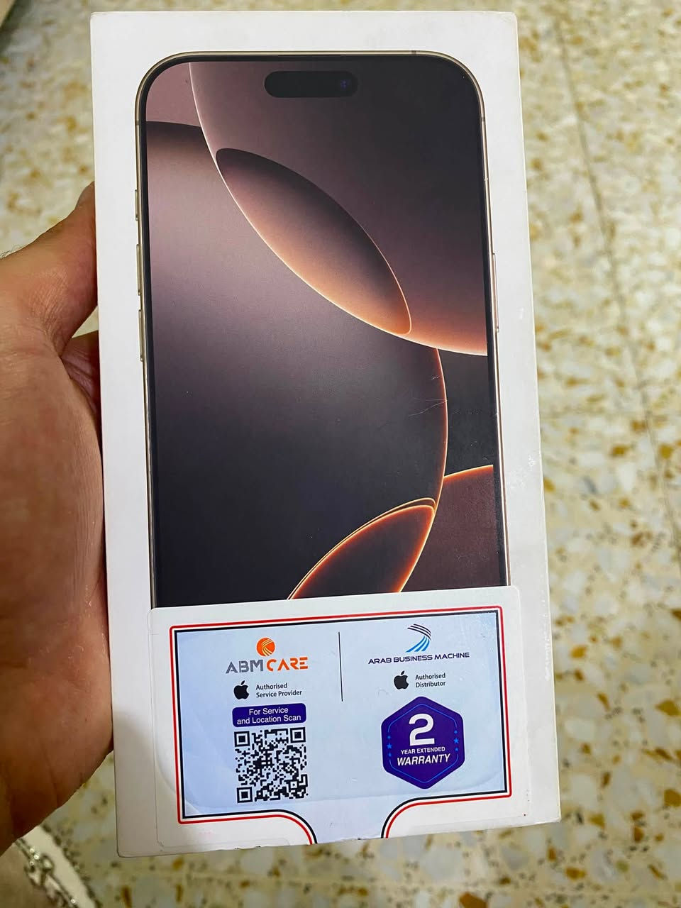 سلام عليكم
ايفون 16 برو ماكس 
عربي شرق اوسط 
ذاكره 265
بطاريه 98 عدد دورات شحن 184
جهاز نضيف جداً 
مابي لا شخص ولا ضربه ولا ايشيء 
كامل ملحقات
سعر  1,475,000
                                                   *********** هـ
