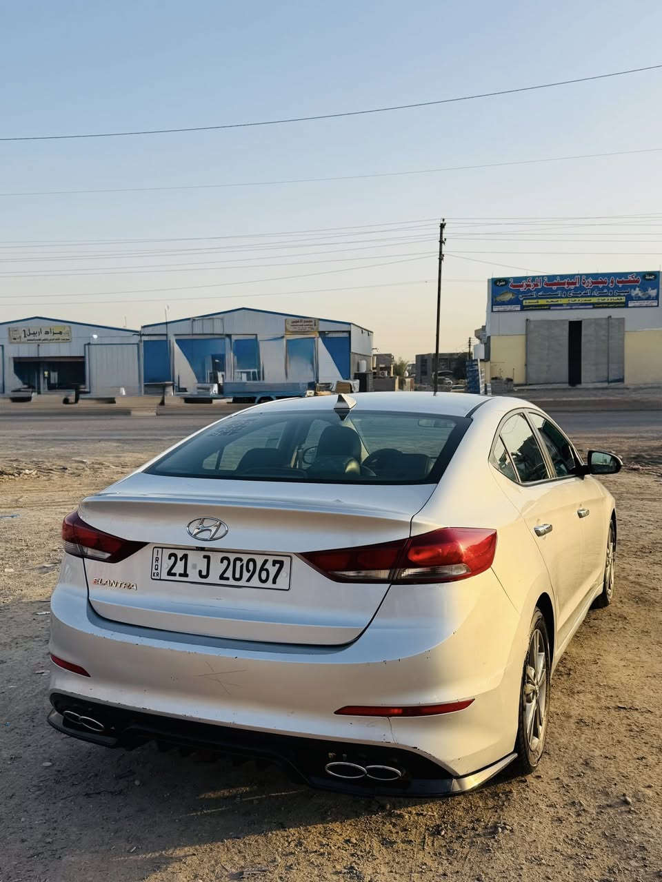 السلام عليكم
النترا 2017 للبيع وارد امريكي كلين تايتل فقط دعامية امامية تبديل اصلية وصبغ نص دوسة هنا بالعراق السونار مرفق بالمنشور

رقم سليمانية الدولي الجديد بأسمي شخصياً
سنوية جديدة للـ 2031 
هزه جديدة 
السيارة نضيفة بحالة ممتازة ماشية 105 mi
كير محرك بحالة جيد جداً 
شاشة كبيرة 
كامرة دوارة 
مانع انزلاق
حجم المكينة 2000 دوش
تخم تاير جديد
كروس سرعة تحكم جهتين 
لدات 
ويل كروم
لايت زينون 
باقي مواصفات الالنترا معروفة
السعر 129$ بيها مجال بسيط 
مكاني بغداد ابوغريب 
***********
*********** اتصل وواتساب 
***********
