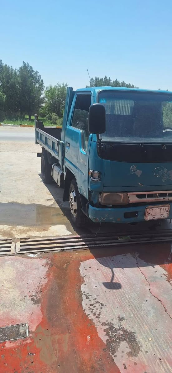 سلام عليكم راس الثور نثيه بلادي قلاب مكينه حجم 16 جديد سيارة عوز كهربايات بدي جديد رقم ذي قار مكان بغداد الشعب حيور ***********//*********** ابو محمد موجود واتساب اني خادم
