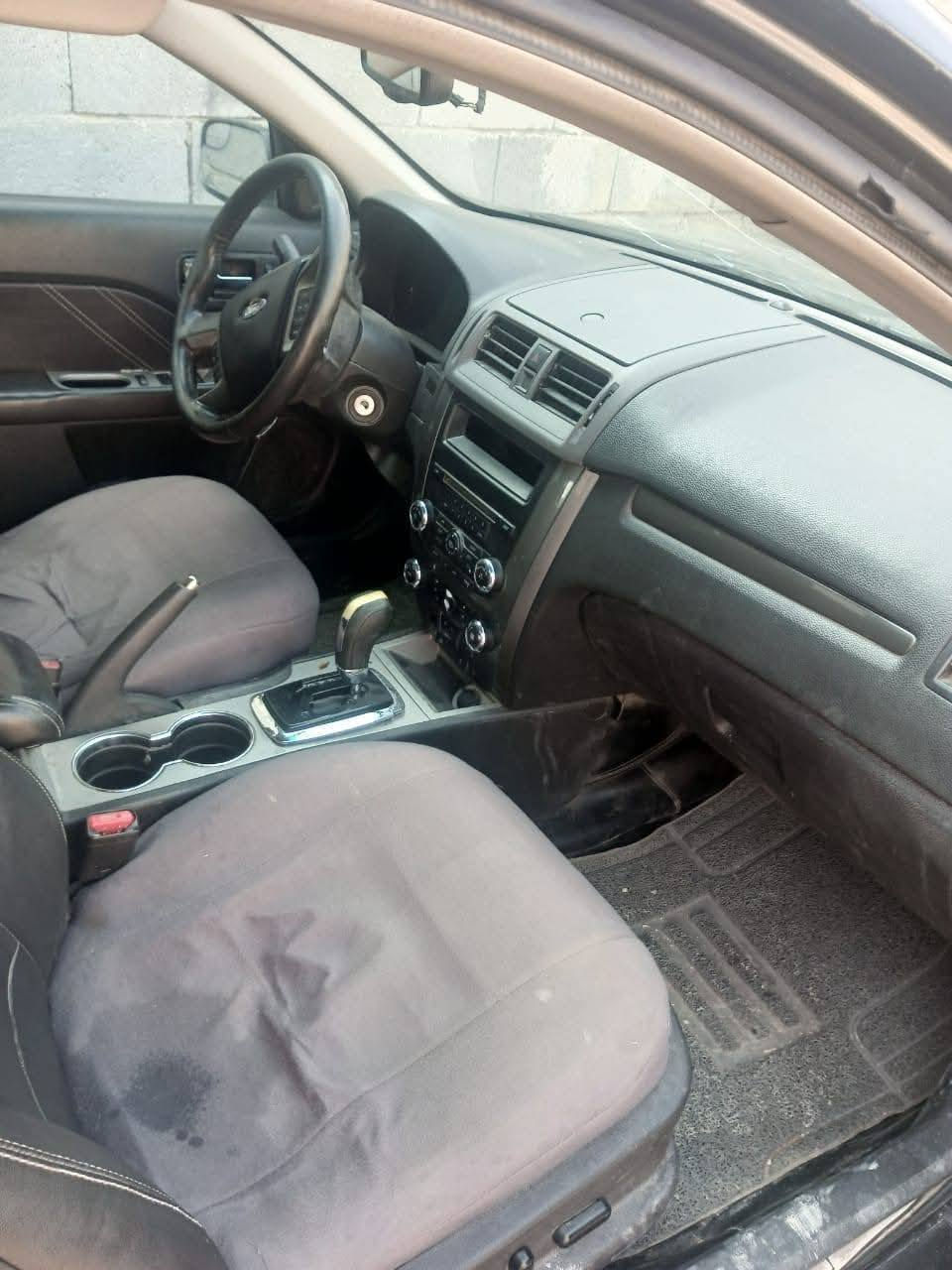 السلام عليكم فورد فيوجن ٢٠١٢ رقم بغداد الدولي تحويل مباشر حداديه جديده تخم تايرمكينه v6 خير من الله كير مكفول  جديد فتحه سقف كشن كهرباء جلد سياره مال جناي بيع مستعجل السعر ٥٥ وبيه مجال أو مراوس بسياره أقل منه وفرق لن محتاج فلوس بسيط كلش المكان كربلاء المقدسة هاتف ***********
