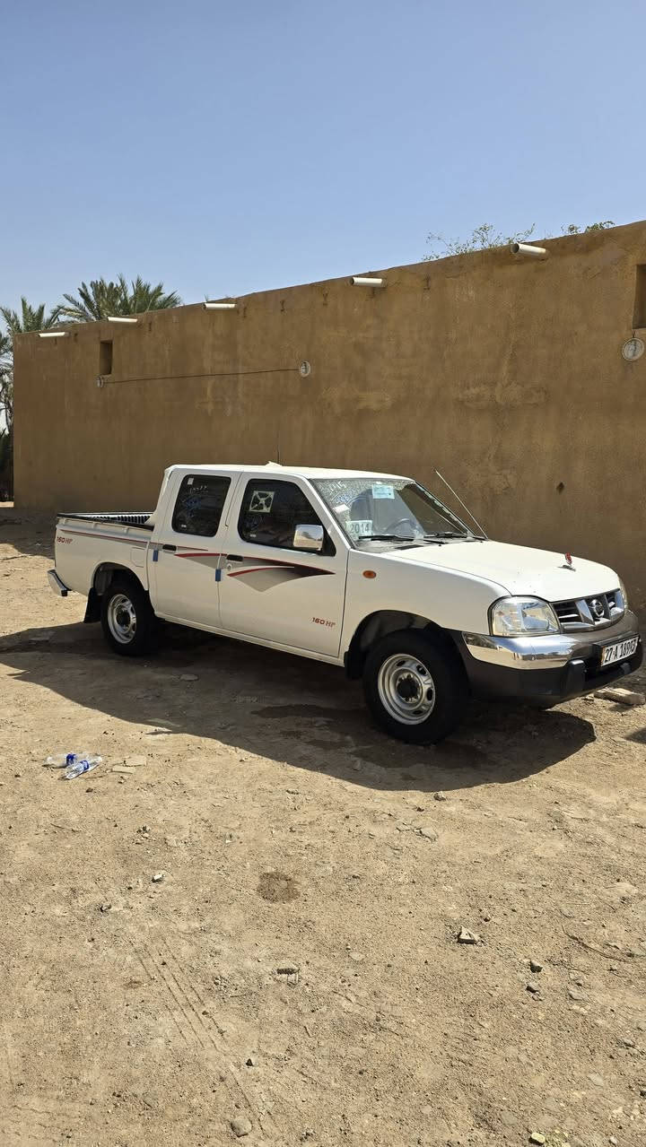 #للبيع
نيسان 2014 مكفولةكفالة عامة جديدة كلش علة وضع شركة

رقم نكليزي مشروع وطني سنوية جديدة تحويل مباشر

السيارة جاهزة من كلشي ماتصرف عليهة ربع

المكان،،،،، سماوة      السعر 144$

الاتصال ***********
