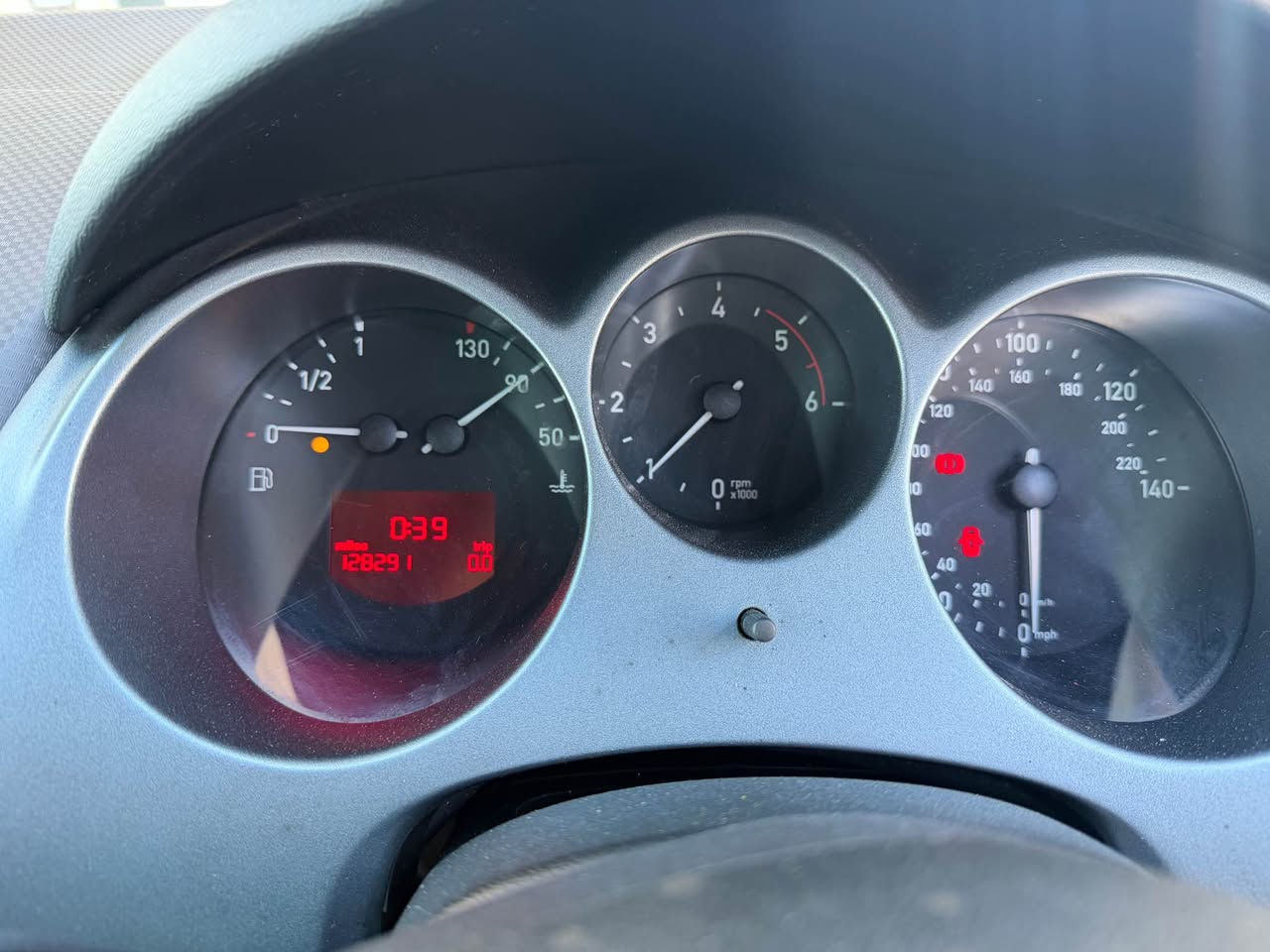2008 saet Altea XL 2L diesel  with 12 mothers mot 4 good tyres driving perfect no ￼ any light on the dash with 2 kye £950 quick sale can do px Caerphilly, Mid Glamorgan


**إذا كنت صاحب هذا الإعلان وتريد حذفه لأي سبب، رجاءا أرسل رسالة إلى الدعم الفني**