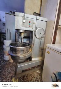 خلاط للبيع للاتصال07727278467