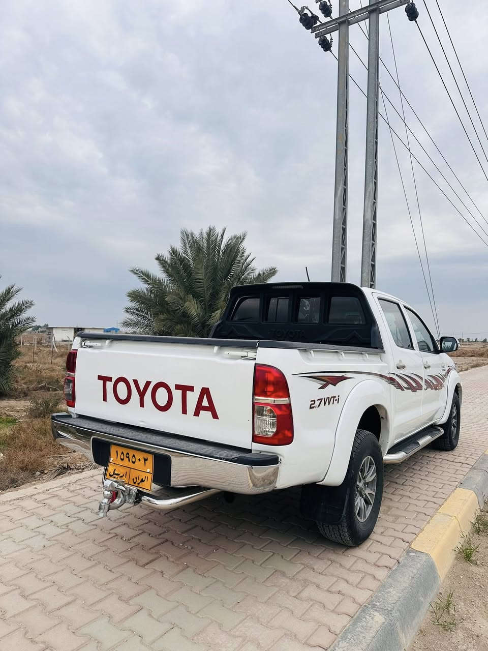 السلام عليكم تيوتا هايلوكس
للبيع موديل 2014
سياره جديده وجاهزه 
اوتوماتيك بيها ملاحضات
باقي التفاصيل اتصل وتدلل 
***********
