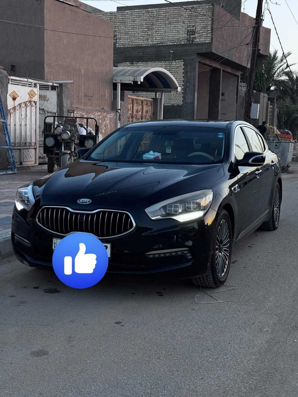 � للبيع كيا كوريس 2014 فئة أولى (فل أوبشن) 🚘
..رقم اربيل جديد سنويه بأسمي 

سيارة فخمة جداً ونظيفة، مناسبة للباحثين عن الراحة والأداء والقوة.

✅ موديل 2014

✅ فئة أولى (فل أوبشن)

✅ الممشى: 148 ألف كم

✅ محرك وجير بحالة ممتازة

✅ تبريد وتدفئة مقاعد

✅ فتحة سقف

✅ كاميرات وحساسات

✅ شاشة ومواصفات كاملة

🔹 ملاحظة للشفافية:

قطعة بارد ومصبوغة في الجاملغ الخلفي.

رصعة بسيطة في الباب الأمامي الأيمن.

السيارة بحالة جيدة جداً وجاهزة للاستخدام.

💰 السعر: 15,500 دولار (155 ورقة)

📌 قابل للتفاوض البسيط للجادين فقط.

📍 الموقع: النجف الأشرف – قضاء المناذرة

📞 للاستفسار والتواصل على الخاص أو الاتصال.  ***********.   

سيارة فخمة بسعر مناسب مقارنة بمواصفاتها، والمعاينة خير دليل.
