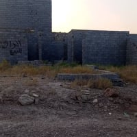 #للبيع قطعة 250 متر مچعبه ومدفونه ومبني بيه غرفتين معوزه 2000 تقريبا ب...