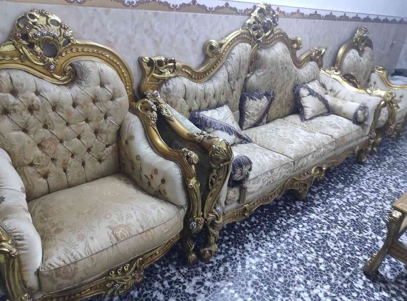 تخم ملكي نضيف كلش مكاني بغداد مدينت الصدر تقاطع الكياره رقم تليفوني الشراي يتصل ***********

