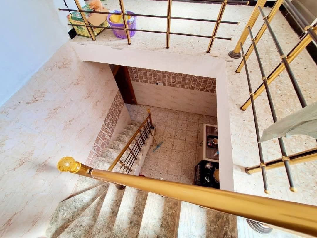 لسعر 63 

***********
