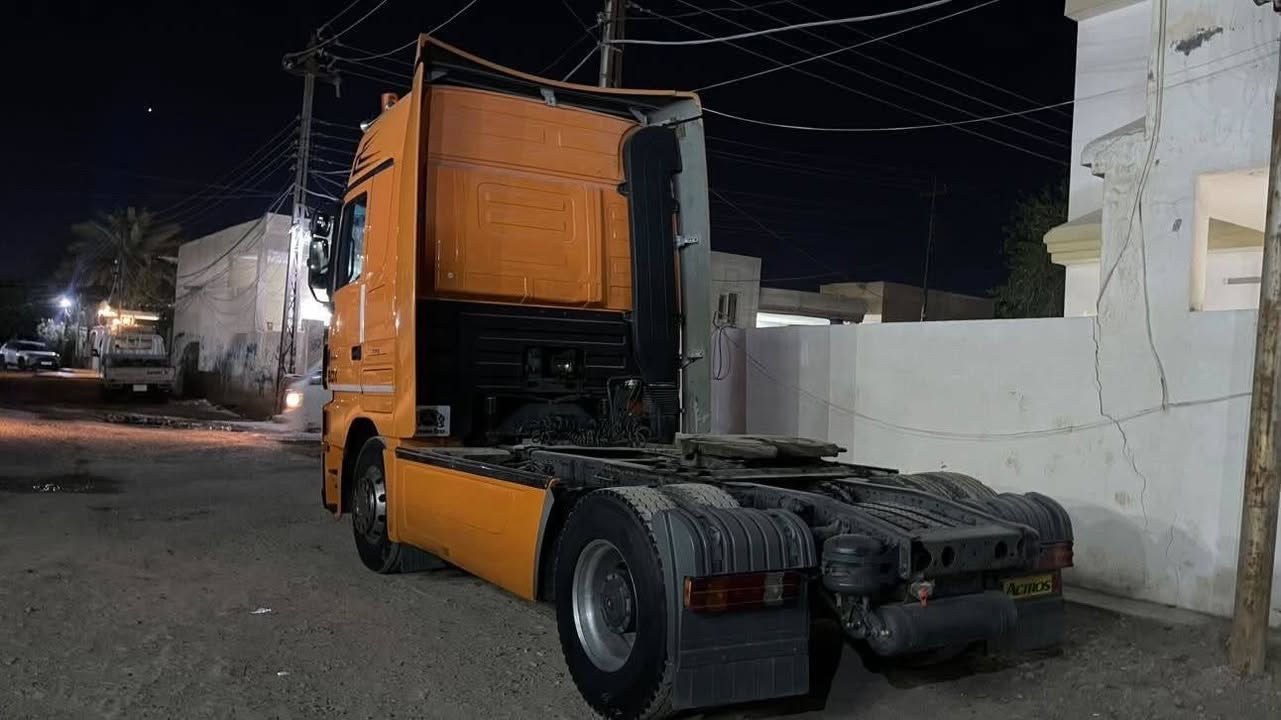 السلام عليكم 
اكتروز للبيع ٢٠٠٥ محرك ١٨٤٤ كير ٢٤٠ اكسل برينه
السياره بيها تسبيع بسيطه بصفحه ال يمين 
مربوطه براد 
مدفوعه غرامات كامله 
السعر.  دفترين و ٢٠ ورقه او مرواس ب فولفو 
العنوان سامراء
***********
