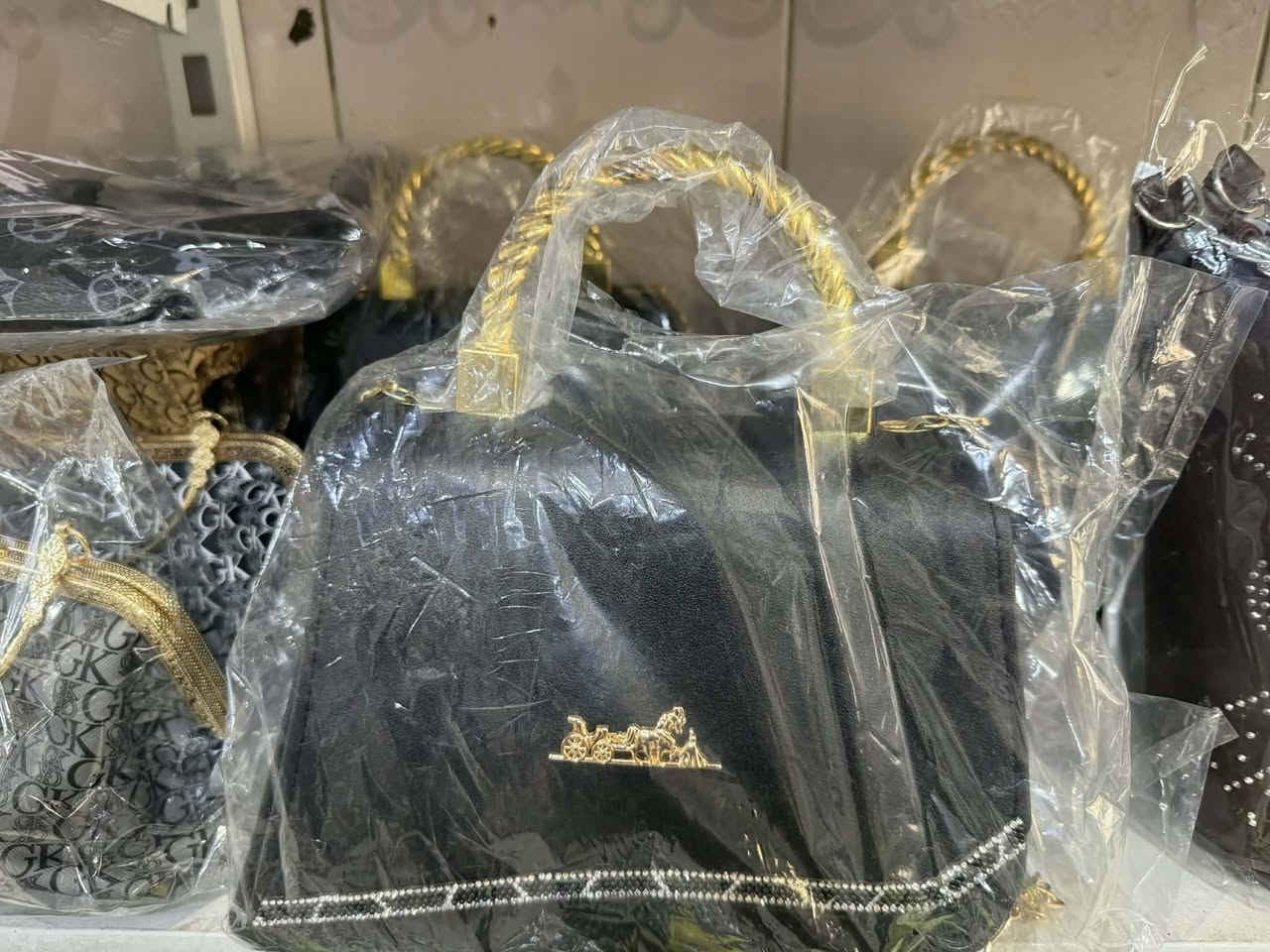 سلام عليكم جنط للبيع  كميه خير من الله  سعر خاص


**إذا كنت صاحب هذا الإعلان وتريد حذفه لأي سبب، رجاءا أرسل رسالة إلى الدعم الفني**