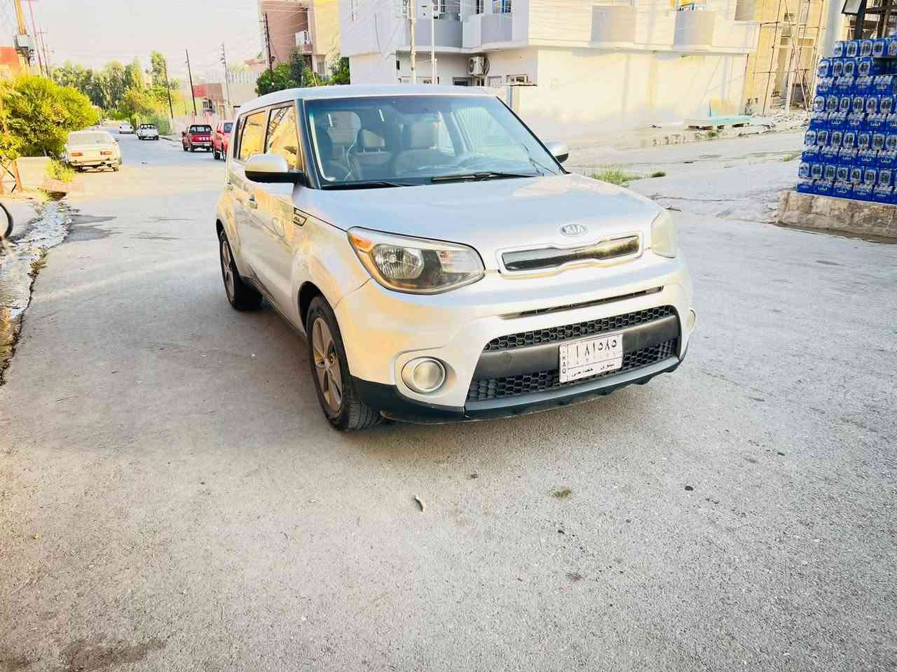 السلام عليكم كيا سول ٢٠١٦ محرك وكير شرط تبريد سياره جاهزه ضرر جاملغ خلفي نصف باب بدون دواخل السعر ٩٥ موبايل ***********
