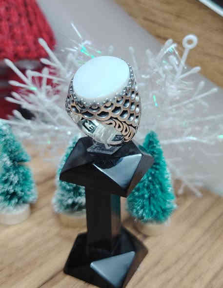 خاتم من حجر العطف الطبيعي البحري
صياغه ثقيلة وجميلة فضه عيار ٩٢٥
يوجد توصيل إلى جميع المحافظات
التواصل ع الخاص او ع الواتساب ***********
