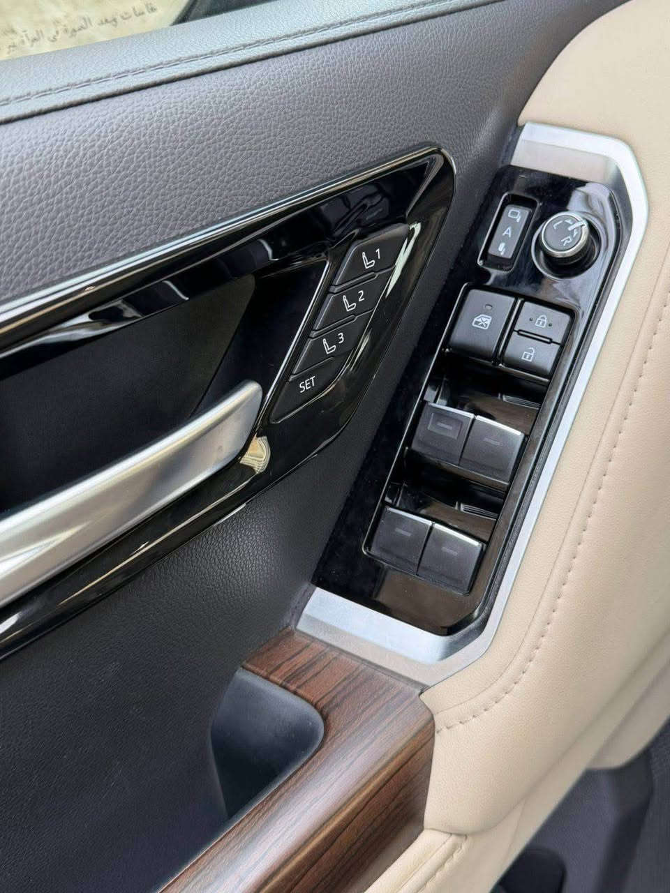 لاندكروز 2025 الفئة VX LIMITED S تون تيربو اخوان مو فقط VX

ضمان شركة ساز رقم اربيل مميز

+ملفة PPF ضمان 10 سنوات 
مكفولة كفالة عامة 

ماشية 25 الف سيارة جديده جداً وستخدام شخصي
 
صيانة تبديل دهن وفلاتر بالشركة مجاناً

مواصفات فوول :
1. ﻿﻿﻿تون تيربو
2. ﻿﻿﻿حساسات محيطية - رادار امامي خلفي جانبي 360
درجة
3-تحكمات 4جهات تحديد مسار قيادة ذاتيه حساس
ستيرن رجاج
1. ﻿﻿مقاعد كهرباء امامي وخلفي + تدفئه تبريد
2. ﻿﻿﻿كامرات محيطية 360 درجة
3. ﻿﻿﻿لايتات استشعار مع الجو�JBL سماعات -7
4. ﻿﻿انارة داخلية شاشات خلفية
5. ﻿﻿كامرا مراية خلفية + مانع ضباب جانبي
6. ﻿﻿﻿ابواب شفط
7. ﻿﻿﻿﻿تحكمات قيادة 3 وضعيات
8. وغيرها من المواصفات المعروفه 

مكان السياره بغداد 

السعر : 920 وبيها مجال بسيط للشراي 

للأستفسار : 
***********
*********** بغداد, العراق
