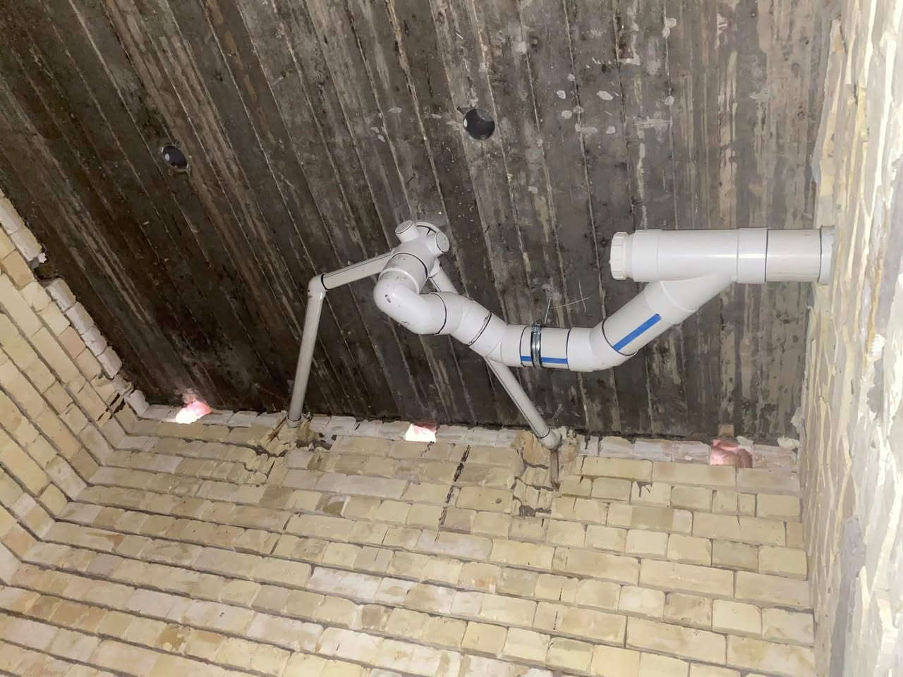 تفضل حبيبي وين مكانك بلخدمه 
بغداد فقط 

***********

صحيات +كهرباء
