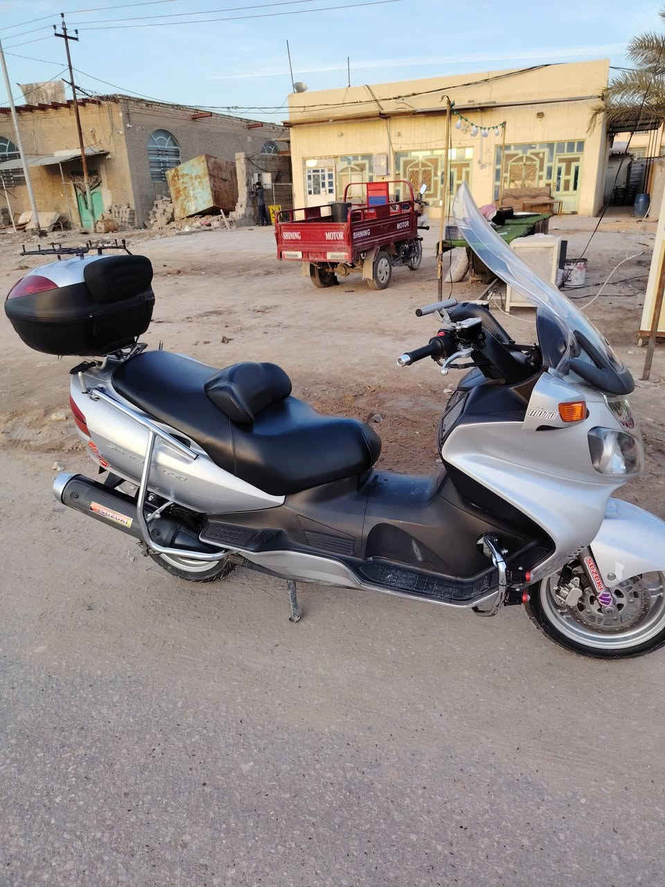 للبيع سكاي ويف ٦٥٠ رقم سنويه بسمي مكان دراجه نجف دراجه كامله شراي يتصل علاهاذا رقم ***********سعره مناسب بس اخوان شراي يتصل
