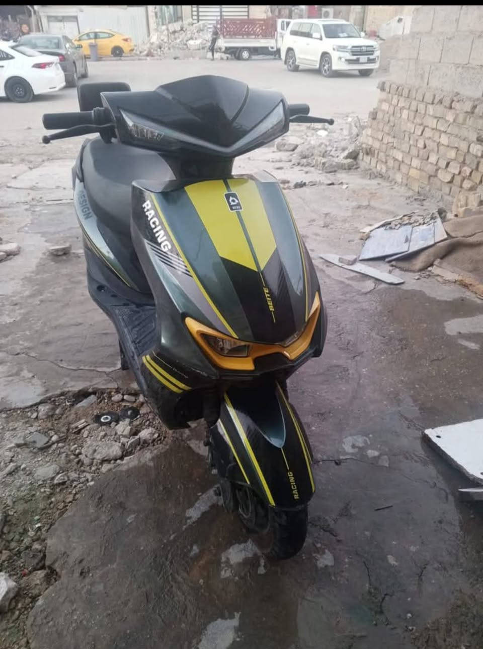 دراجه سكنس شحن السرعه ٦٠ الملف ٢٠٠٠ والبطاريات زينه واستعمال اقل السنه دراجه شغاله ومبيها اي عطل تمشيك مسافه ٤٥ كيلو بل شحنه الوحده السعر ٦٠٠ وبيها مجال للطيبين والمكان بغداد مدينه الصدر وهذا الرقم *********** بغداد, العراق
