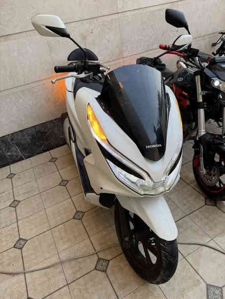 جيل ثالث وارد كوري ماشيه 29 الف دراجة جديدة كفاله عامه جاهزه السعر 14 وبيهة مجال ***********
