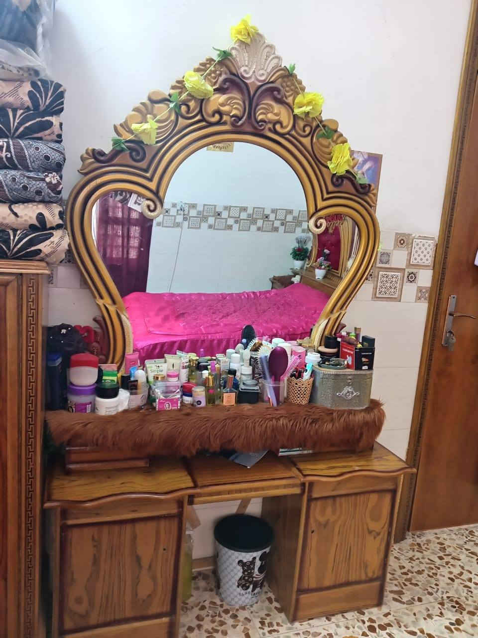 سلام عليكم عيني عندي غرفه خشاب راقيه تخبل مكان طوريج علق ودخلك خاص سعر 700وبيه مجال


**إذا كنت صاحب هذا الإعلان وتريد حذفه لأي سبب، رجاءا أرسل رسالة إلى الدعم الفني**