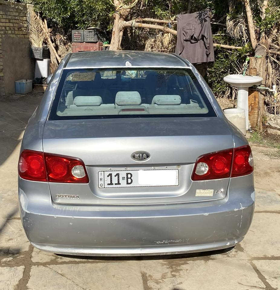 السلام عليكم
كيا اوبتما ٢٠٠٦ 
وارد كوري سنوية لل٢٠٣٠ بأسمي 
رقم بغداد انكليزي جديد 
كير و محرك على وضع الشركة 
حدادية خير من الله 
باتري جديد 
تدفئة و تبريد شغال 
حادثها بسيط مابين الجاملغ الايمن والباب و بدون تبديل 
سيارة جاهزة 
الماكن / ديوانية دغارة 

السعر وباقي التفاصيل 
الاتصال على الرقم 

0771 488 5415

0780 277 4732
