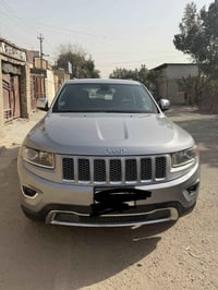 جيب2015 للبيع  محرك 3.600 تبريد قطعتين ثلج  كامره خلفيه  نضام تزحلق  ت...