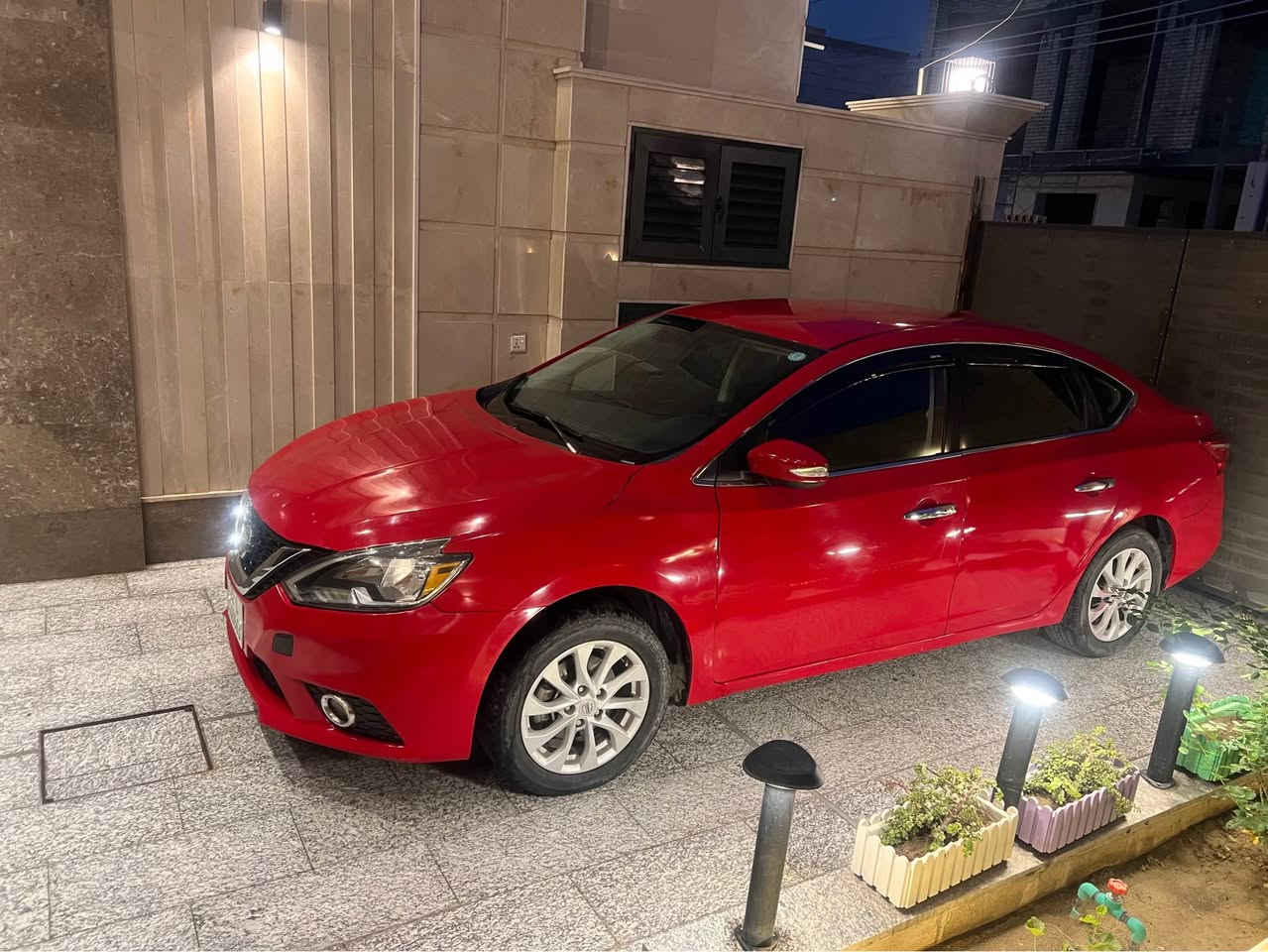 السلام عليكم للبيع نيسان سينترا 2018 رقم اربيل بأسمي هزه جديده رقم جديد وسنويه sv بصمه ويل كب كامره محرك 1800 السياره وارد امريكي حادث امامي مصبوغه عام السياره جاهزه من كلشي السياره ماشيه 108 الف مايل السعر 89 ورقه وبيه مجال بسيط مكان السياره بغداد العامريه رقم تلفون *********** بغداد, العراق
