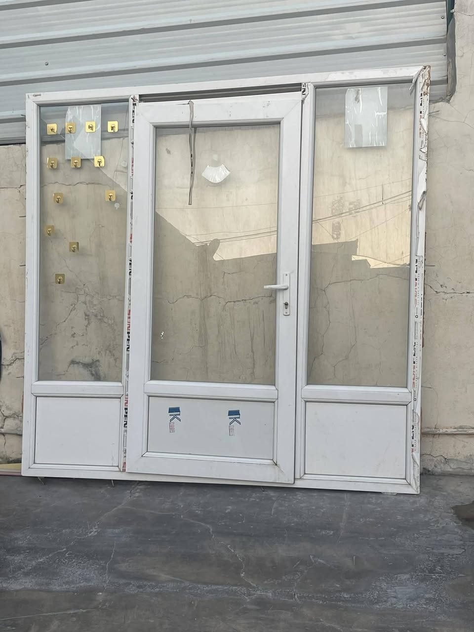 شاور حمام للبيع جام. جديد بل كاروتو عدد 2. واحد 80قفله 40 باب


**إذا كنت صاحب هذا الإعلان وتريد حذفه لأي سبب، رجاءا أرسل رسالة إلى الدعم الفني**