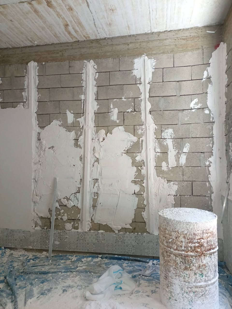 السلام عليكم لباخ جص موجود شرط مساطر وزن متفرق حاليا شغلي حمدانيه سهل نينوي موصل شرط جص أبيض درجة اولى رقمي*********** وتساب
