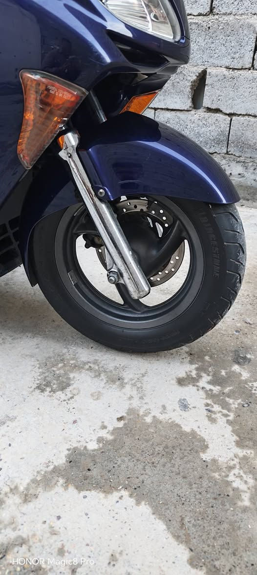 السلام عليكم
دراجة فورزه 0-8 الدراجه نضام كير عادي واوتوماتيك ست نمر الدراجه ماشيه 19  الدراجه تايرات برجستون مال اليابان سعرها 13 مكاني ديالى بعقوبة ***********
