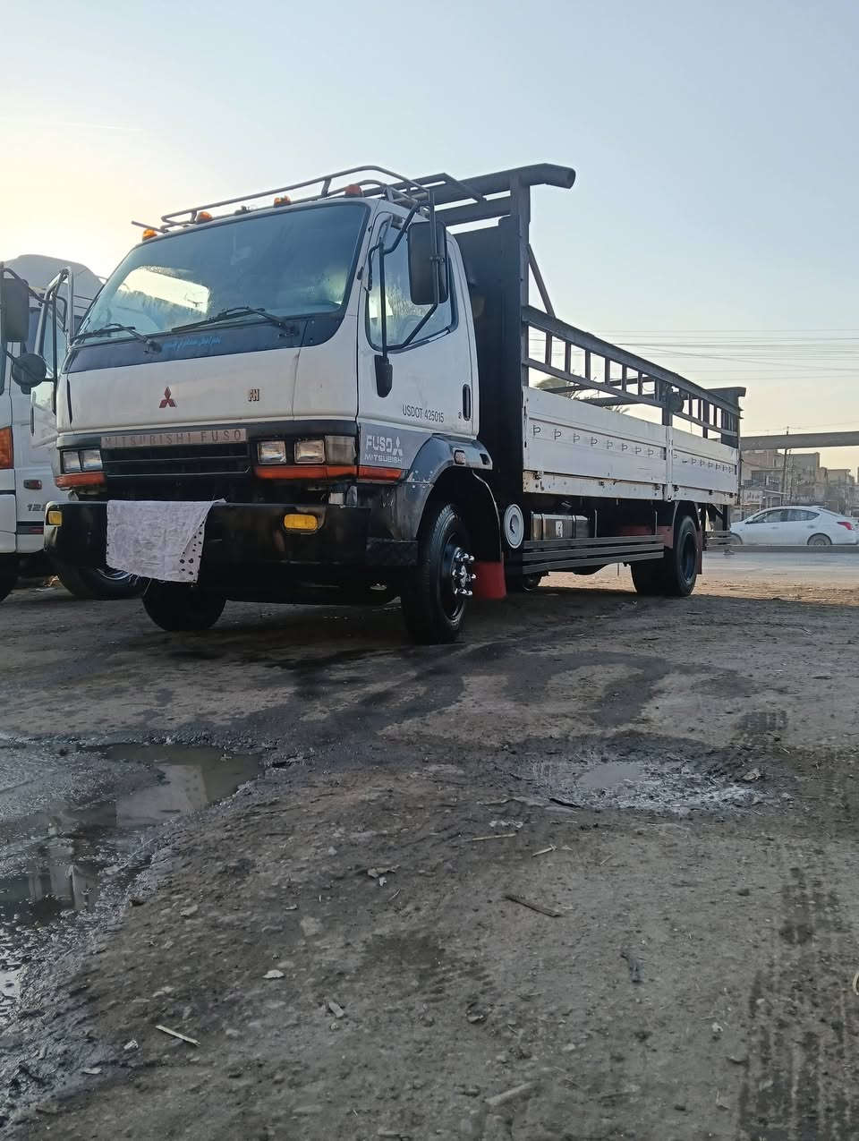 سلام عليكم كنتر بزون 2002 للبيع
سيارة جاهزه تحويل ثاني يوم رقم انكليزي واسط طول سته وربع  
عنوان بغداد 
رقم هـ. ***********
