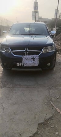 دوج جورني 2018 للبيع فقط   ⛔المواصفات  👈 اللون رصاصي رمادي  👈 شاشتين ب...