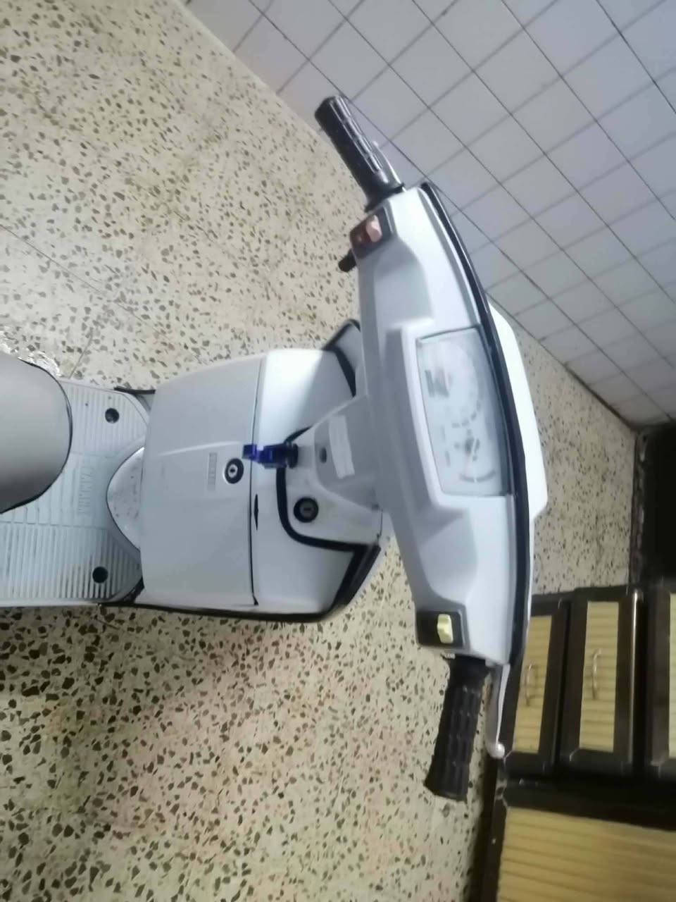 السلام عليكم ماطور ياماها
الماطور بي عطل كابريته والباقي كلو شغال 
تاخذو من البيت
كهربائيات كلو شغال بس الباتري هابط
اني ما اعرف بل ماطورات فعاد  اريد ابيعو  السعر 200
رقمي ***********اسيا
