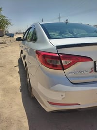 سوناتا وارد امريكي ليبل واحد بدون دواخل و لا حادث امامي ولا شواصي  فقط...