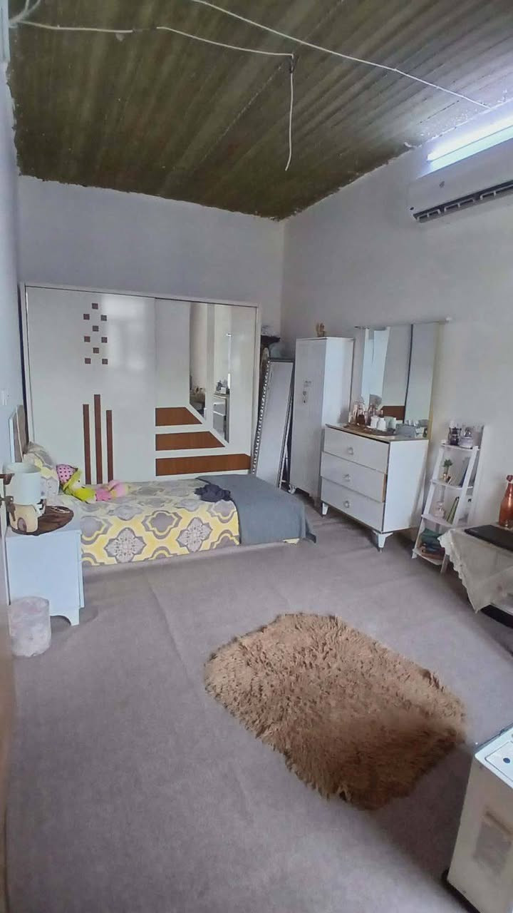 عروض مكتب ركن المواسم للعقار  والمقاولات 🏢 .

🛑 دارللبيع حي الفلاح الثانيه جمعية الماء الاولى

طابقين وكما موضح في الصور

مساحة الارض 150 متر اتجاه غروب

اربع غرف نوم +هول+استقبال+مطبخ

السعر 135 مليون 

 للاستفسار  اكثر الاتصال على الأرقام 
      التاليه او مراجعة المكتب في حي الفلاح الثانيه:

***********
***********

 اضغط على زر المتابعه ليصلك كل ما هو جديد من عروضنا 👍 .

 عنوان المكتب الموصل/ حي الفلاح الثانيه  مدخل بانزخانة المنهل قرب مدرسة الدار البيضاء

نستقبل كافة عروضكم التجاريه والسكنيه والزراعيه والجمعيات .
