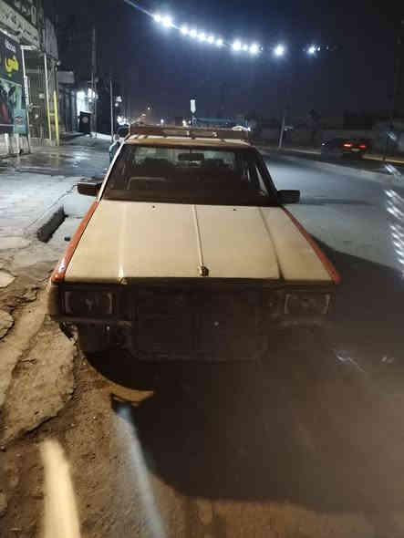 السلام عليكم سوبر 85
رقم احمر راعيها موجود وعدنا بيها وكاله 
مكانها بغداد 
بيع ب15ورقه او مراوس شعندك نزل 
***********
