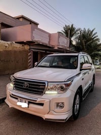 لاندكروزر • ٢٠٠٩ • رقم بغداد