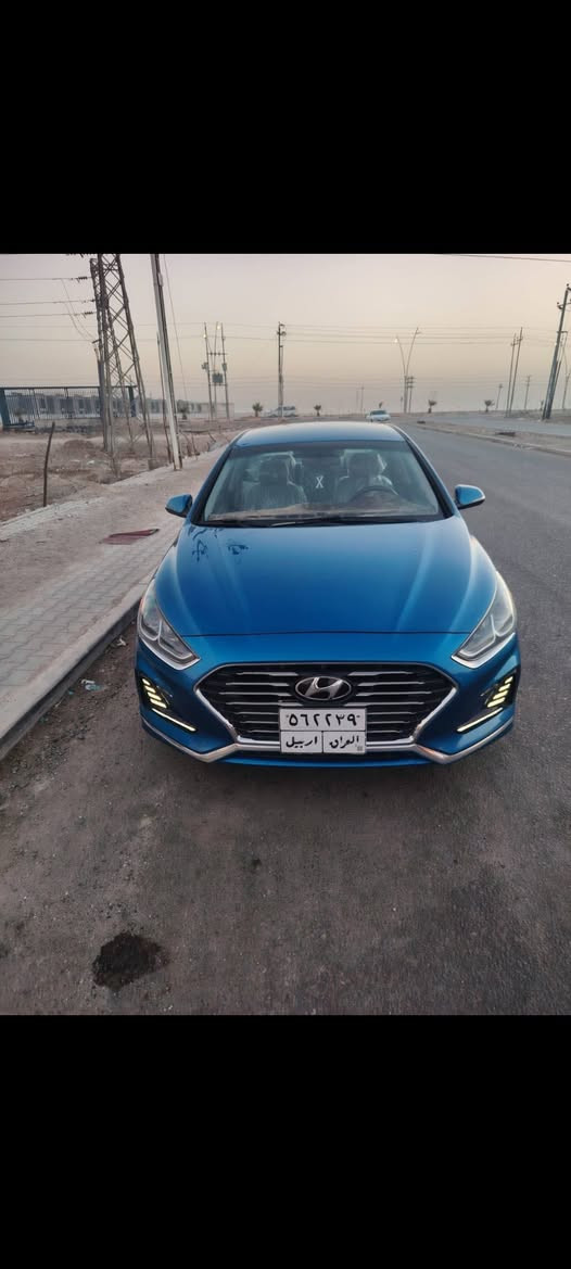 السلام عليكم سوناتا موديل 2018 رقم اربيل وكاله عامه او حاب تحويل سياره لون ازرق مواصفات السياره فول ما عدا الفتحه السياره ضربتها جنطه بدون اي ارباك مكان السياره تنومه الشط العرب الكباسي سياره خير من الله السياره احلى من الصور كفاله محرك تبريد حداديه كهربائيات سعر السياره133 وهذا رقمي بواتساب ***********
