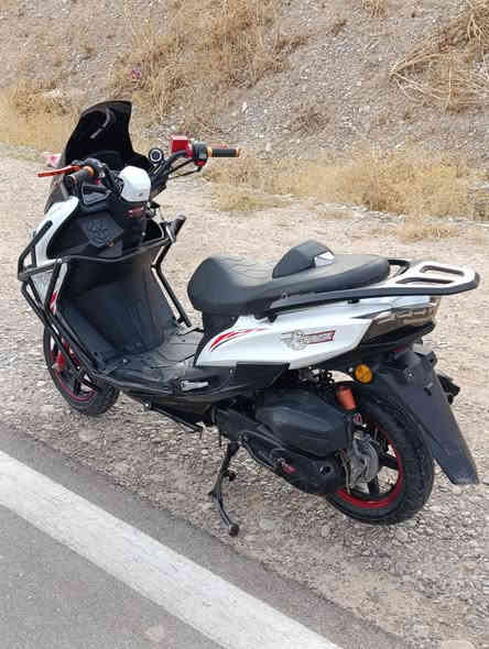 للبيع
سترونك جوست 
موديل 25 
سعر 850 وبي مجال قليل 
شراي خابر وبيك خير وتدلل 
***********
