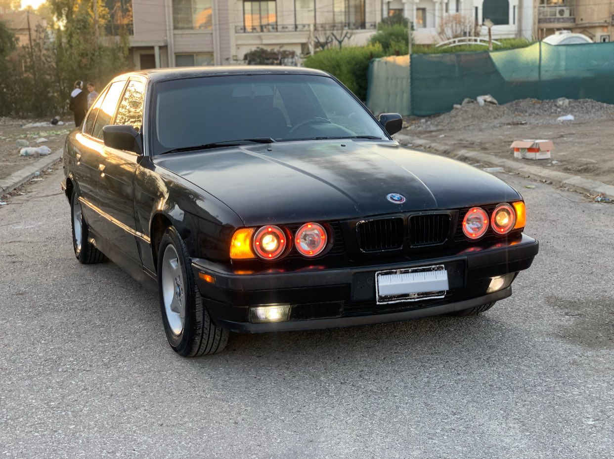 بیئێم مۆدیل ٩٢ فول فول بەس سلایت نیە ٥٢٥ تۆماتیک  بەبێ لێدران دەحامی لەبۆ دەحامی بەشەرت سەیارکە سەنەوی لەگەر بەس بە هەدیە دەیدەم ماری مەدەنیو کامل بە شەرتە سحر ٣٤ وەرەقەو محامەلە زانیاری زیاتر نامە بنێرە/***********
