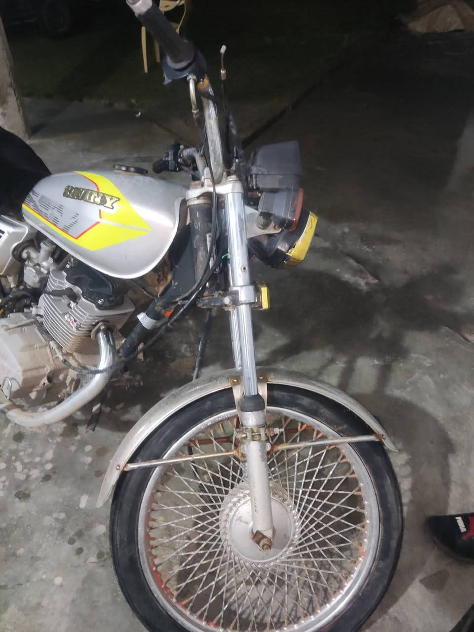 اسلام عليكم
سيفان21كلو شرط محرك ما شاءالله 
نضافه فوول سلف لايت كله شغاله ملاحضه الويل الوره المكينه بيه ملعب و تخرط مرات  مراوس ب تايكر و سيفان 20الخااص مفتووح


**إذا كنت صاحب هذا الإعلان وتريد حذفه لأي سبب، رجاءا أرسل رسالة إلى الدعم الفني**