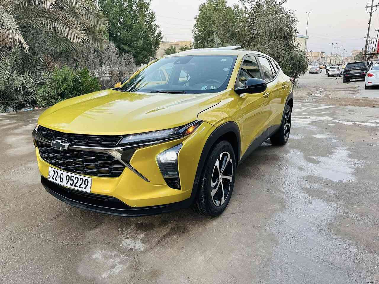 للبيع تراكس 2024 فئة RS لون مميز ماشيه 15 ألف ميل حادث بنيد فقط بدون دواخل جديده وجاهزه من كلشي فول مواصفات عدا البصمه مكاني بالحله 
السعر 138
***********
