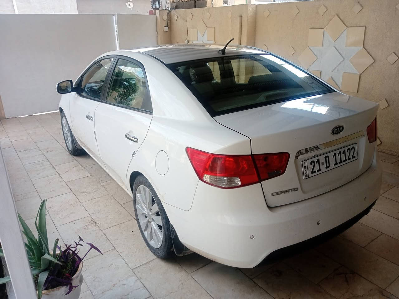 للبيع سيراتو 2012ماشيه 168الف رقم مميز سعر125$ عنوان بغداد التاجي 
رقم ***********
