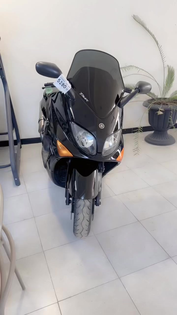 تي ماكس زيررررو ماشيه 8 الاف مكفوله مفتحه البرغي والثانيه بي سي اكس جيل اول كفاله بغداد ***********
