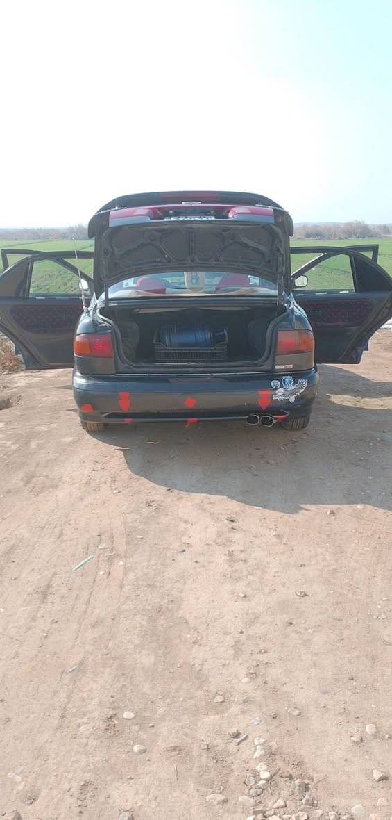 سياره سوناتا 2 للبيع موديل 95 كيرو مكينه جديد حداديه صدر امامه خلفي جديد مقفوله سعره سياره خاص رقم        0 7 8 2 5 4 5 4 4 0 1
