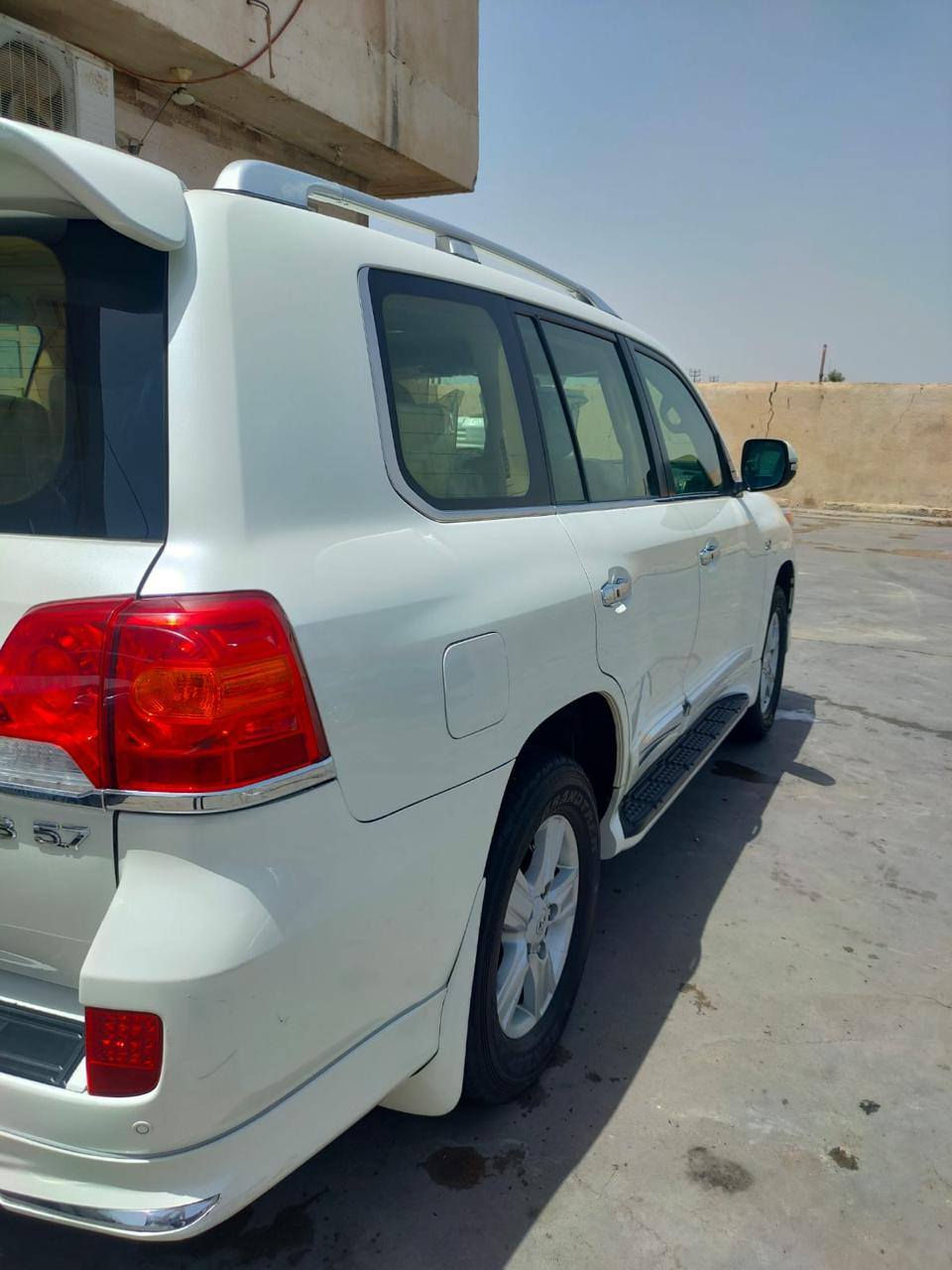 لاندكروز فكساره ٢٠١٣ 5700 كفاله عامه ماشيه ٩٧ شرط الفحص المواصفات معروفه استفسار ***********
