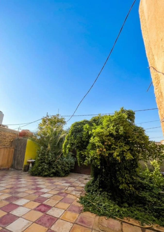 بيت للبيع المساحه 250م طابو صرف قرب مدرسه ام ربيعين بالحولي  للاستفسار ***********@إشارة
