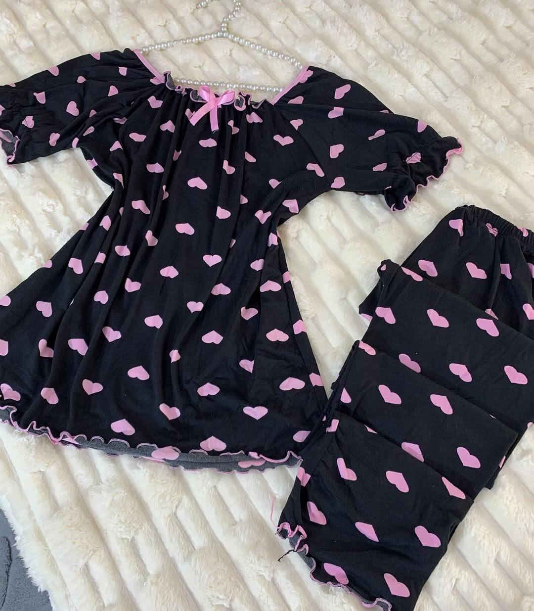 تراك  يجنن . الخامه فانيله بارد ومريح باللبس السعر 9الف توصيل 3 لكل المحافظات


**إذا كنت صاحب هذا الإعلان وتريد حذفه لأي سبب، رجاءا أرسل رسالة إلى الدعم الفني**