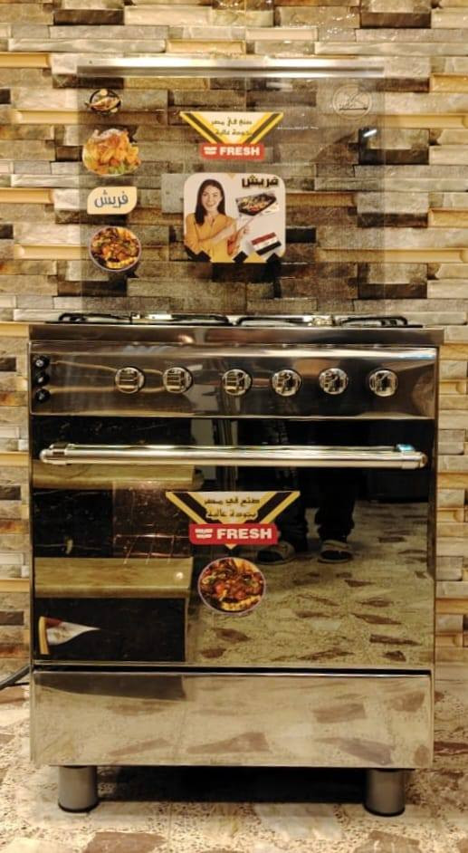 ❤️‍🔥طباخ فرش مصري للبيع ❤️‍🔥
الطباخ ماركه معروفه FRESH (( المصري الأصلي)) استعمال قليل كلش الفرن والعيون.
✅️ حجم 60×60. ((اكبر حجم بالفرش ابو 4 عيون)) ابو الفرن الواسع .
✅️ الطباخ سل ستيل كامل.
🔥كل العيون والفرن نااااره زرررركه🔥. 
 كل الكهربائيات تشتغل فووول بيه الجداحات وماطور شوي الدجاج والأضائه الداخليه للفرن .
((مكلفه بالنشر فقط))...ماعدهم لا حجز للطباخ ولا توصيل.
🔴 السعر 175 قفل 🔴 السعر مابيه مجال...لان هذا نص سعر الجديد دينباع وهو مايفرق عن الجديد بشي. 
***********
